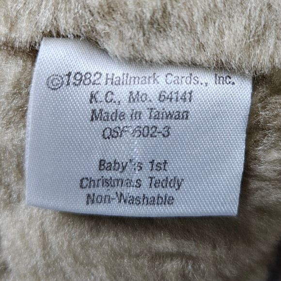 Hallmark Vintage 1982 Baby's First Christmas Bear Stocking Stuffables - Picture 10 of 10
